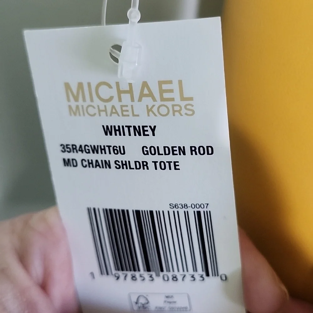 🌷🪻MICHAEL KORS Whitney Golden Rod Shoulder Tote NWT - Picture 3 of 7